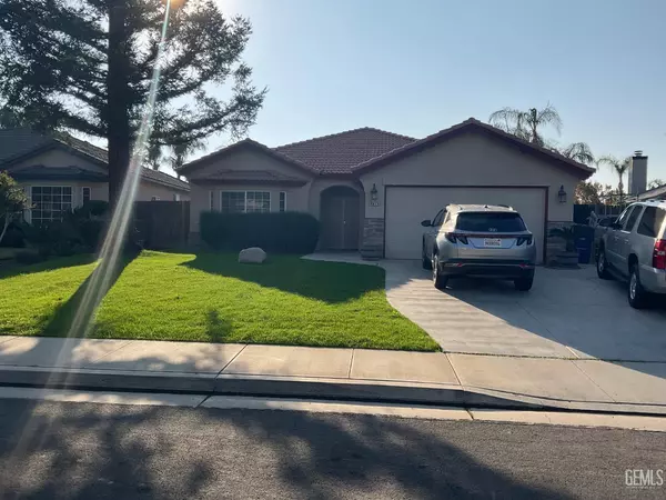 6815 Pompadour Court, Bakersfield, CA 93312