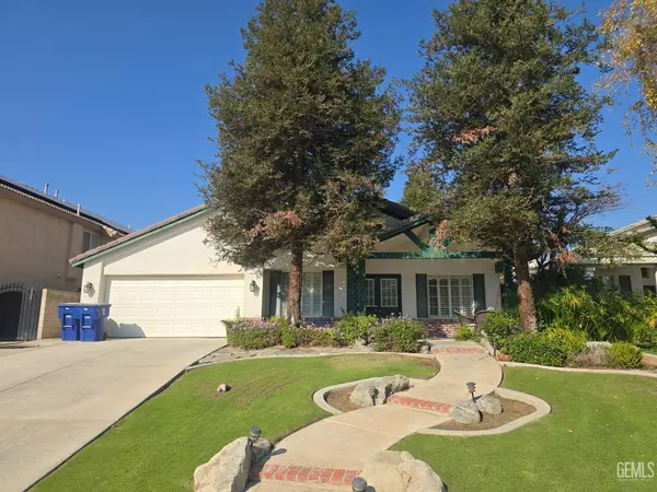 10220 Heather Valley Drive, Bakersfield, CA 93312