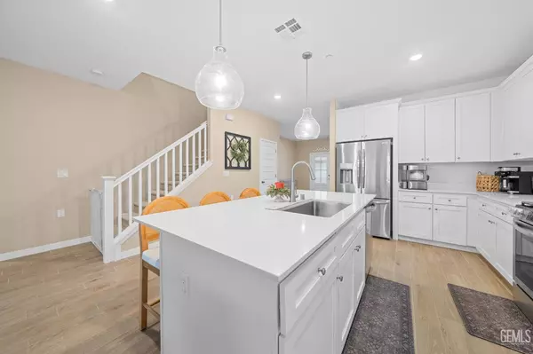 Shafter, CA 93263,8905 Royston Drive