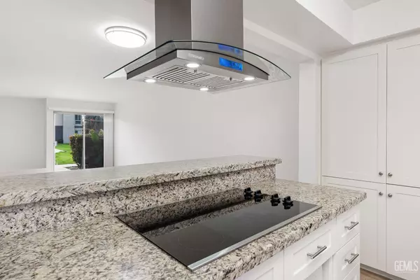 Bakersfield, CA 93309,5301 Demaret Avenue #16