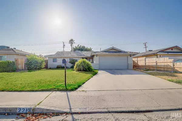 2213 Sandpiper Road, Bakersfield, CA 93309