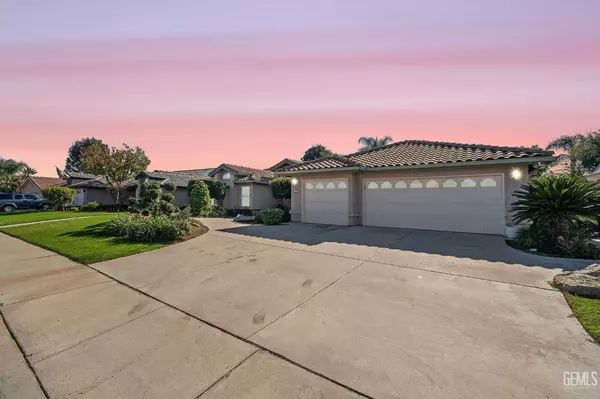 Bakersfield, CA 93314,14013 Las Entradas