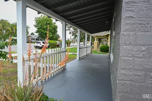 Bakersfield, CA 93304,1903 3rd Street