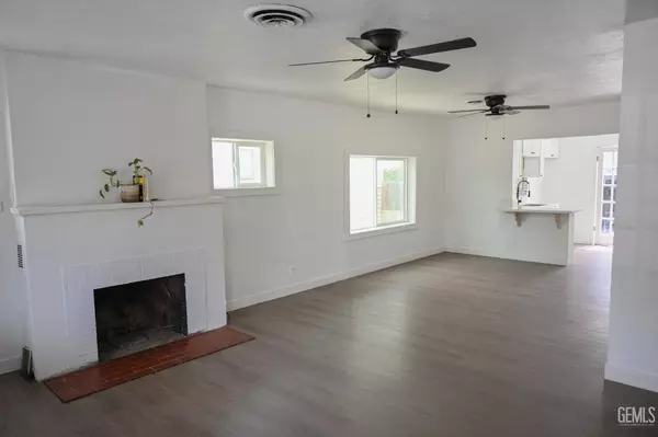 Bakersfield, CA 93304,1903 3rd Street