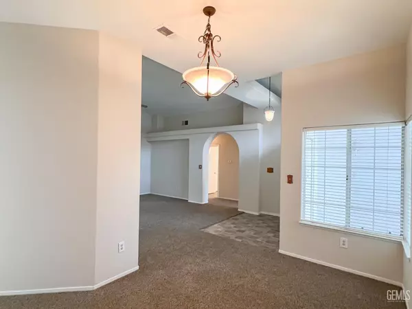 Bakersfield, CA 93312,8713 Fox Creek Court