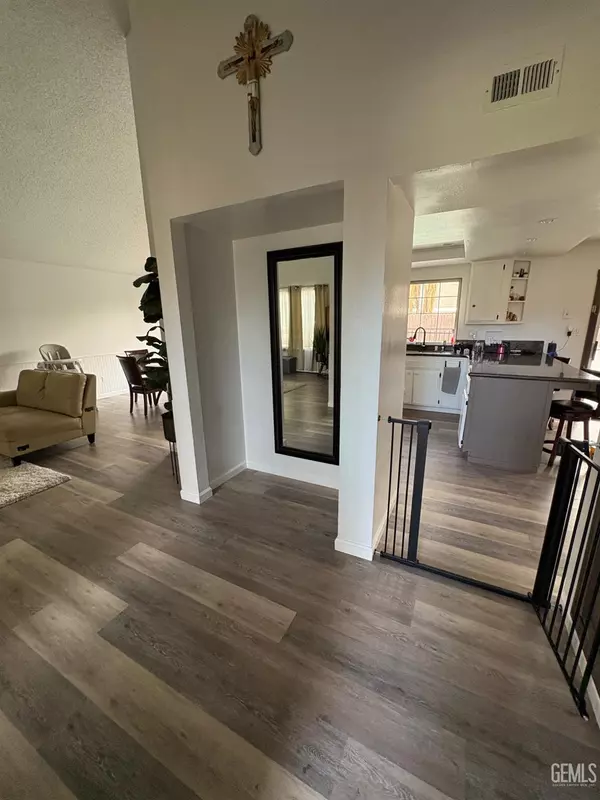 Bakersfield, CA 93306,3405 Cedar Canyon Street