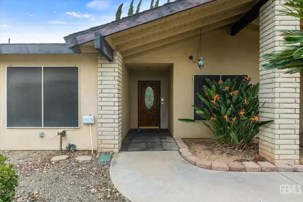 Bakersfield, CA 93306,3804 Ironwood Way