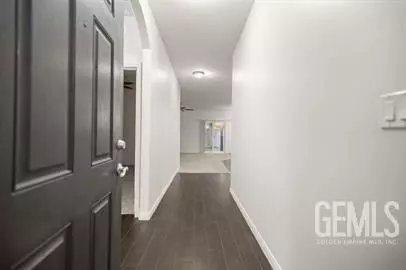 Bakersfield, CA 93311,3811 Cornerstone Way