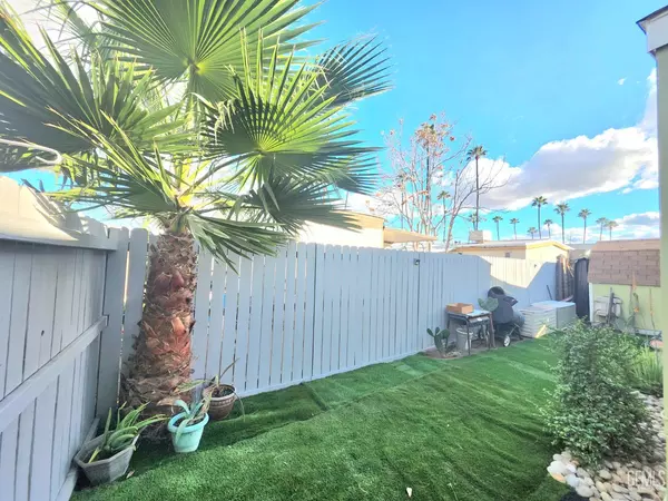 Bakersfield, CA 93308,257 Mary Kay Lane