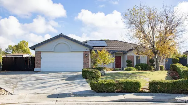 Bakersfield, CA 93312,5004 Sioux Place