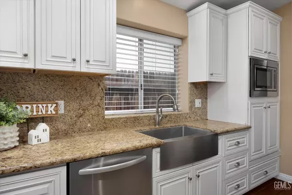 Bakersfield, CA 93312,8502 Sun Harbor Drive