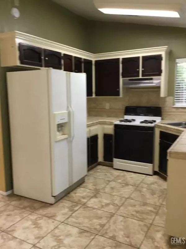 Bakersfield, CA 93309,4611 Gardenwood Lane