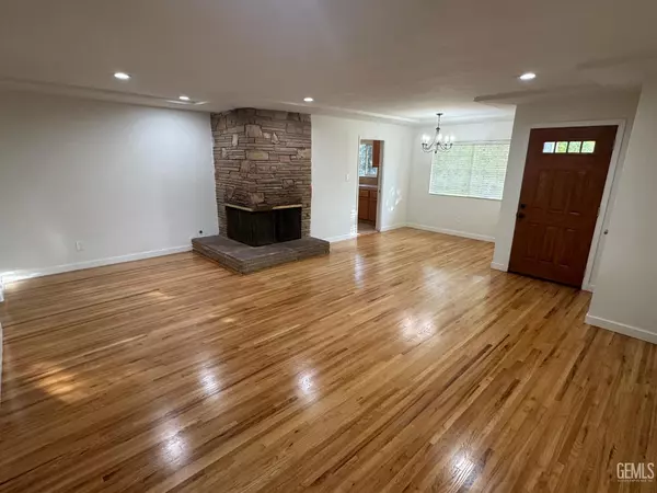 Bakersfield, CA 93306,2100 Kent Drive