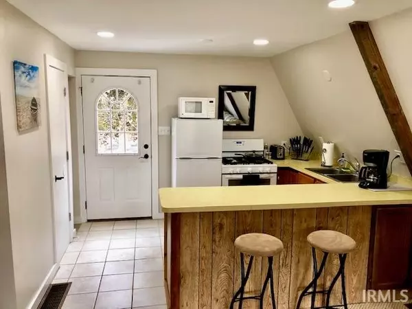 Unionville, IN 47468,7753 N Tunnel Road