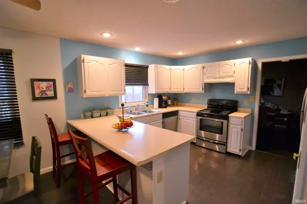 Bloomington, IN 47401-8637,807 S Graywell Drive