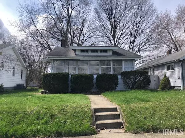 617 S 31st Street, South Bend, IN 46615-2303