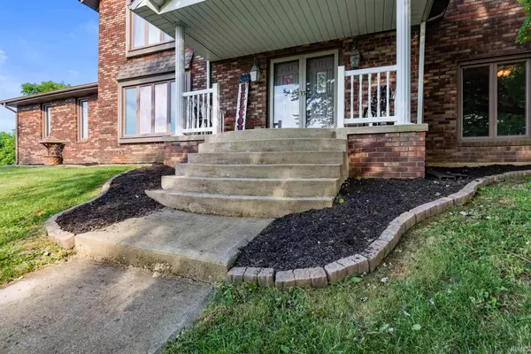 Albany, IN 47320,10810 N SR 67