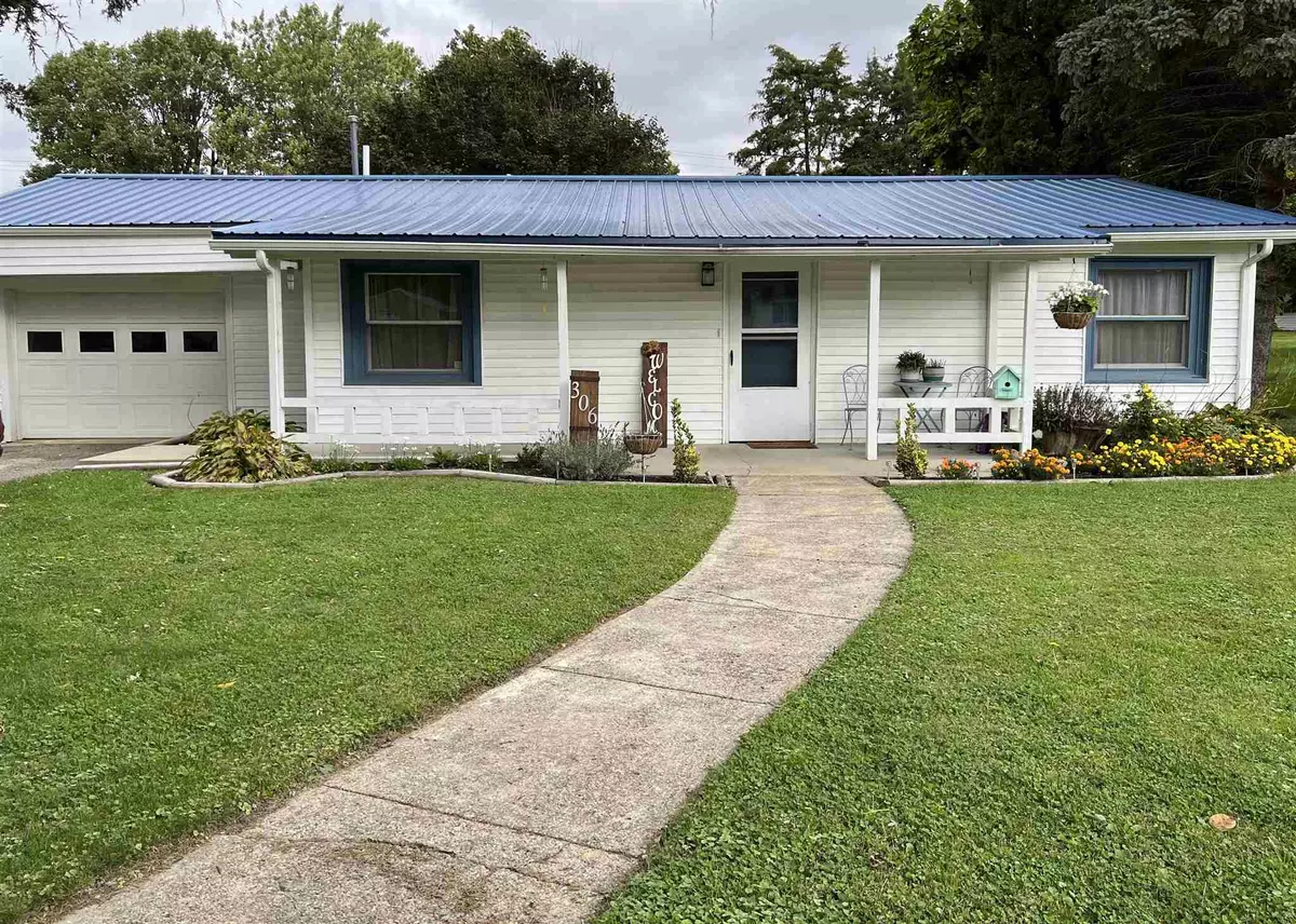 Centerville, IN 47330,306 E South Street