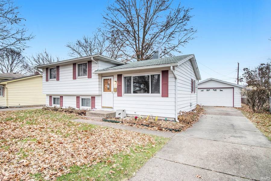 1716 Sterling Drive, South Bend, IN 46635