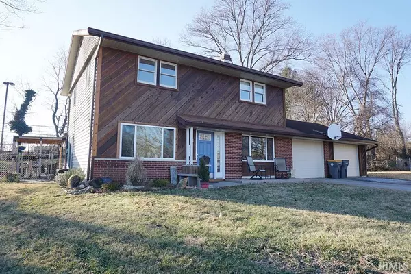 3821 W Parkview Court, Bloomington, IN 47404