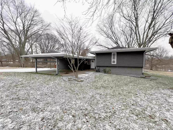 2289 E Shawnee Drive, Vincennes, IN 47591