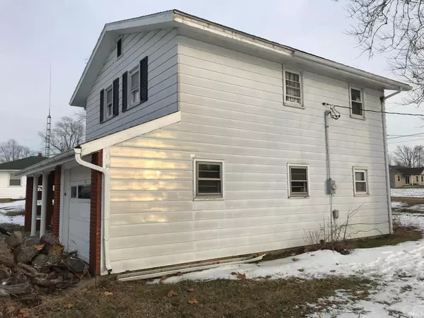 Farmland, IN 47340-9676,205 W Walnut Street