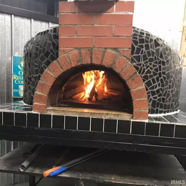 Akron, IN 46910,111 W Rochester St