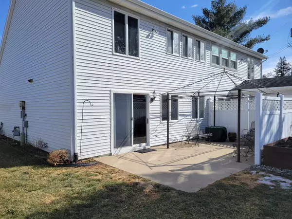 Angola, IN 46703,812 Apple Hill Way