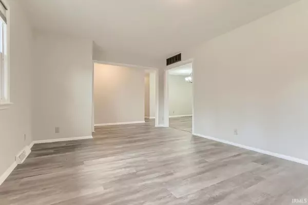 Newburgh, IN 47630,8411 Outer Lincoln Avenue