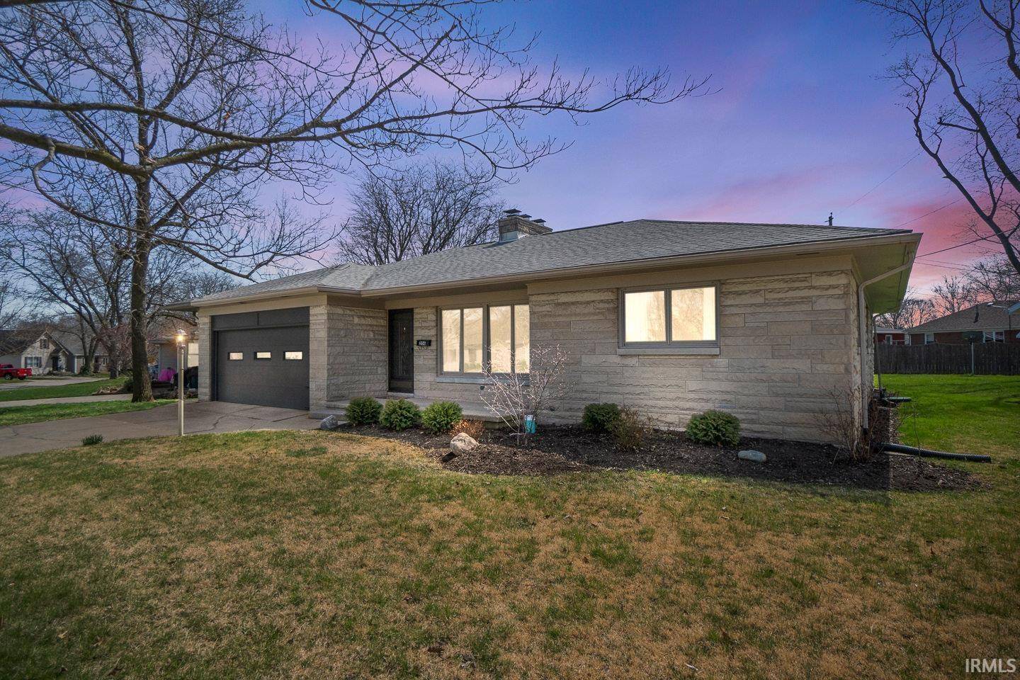 206 stratton Way, Decatur, IN 46733