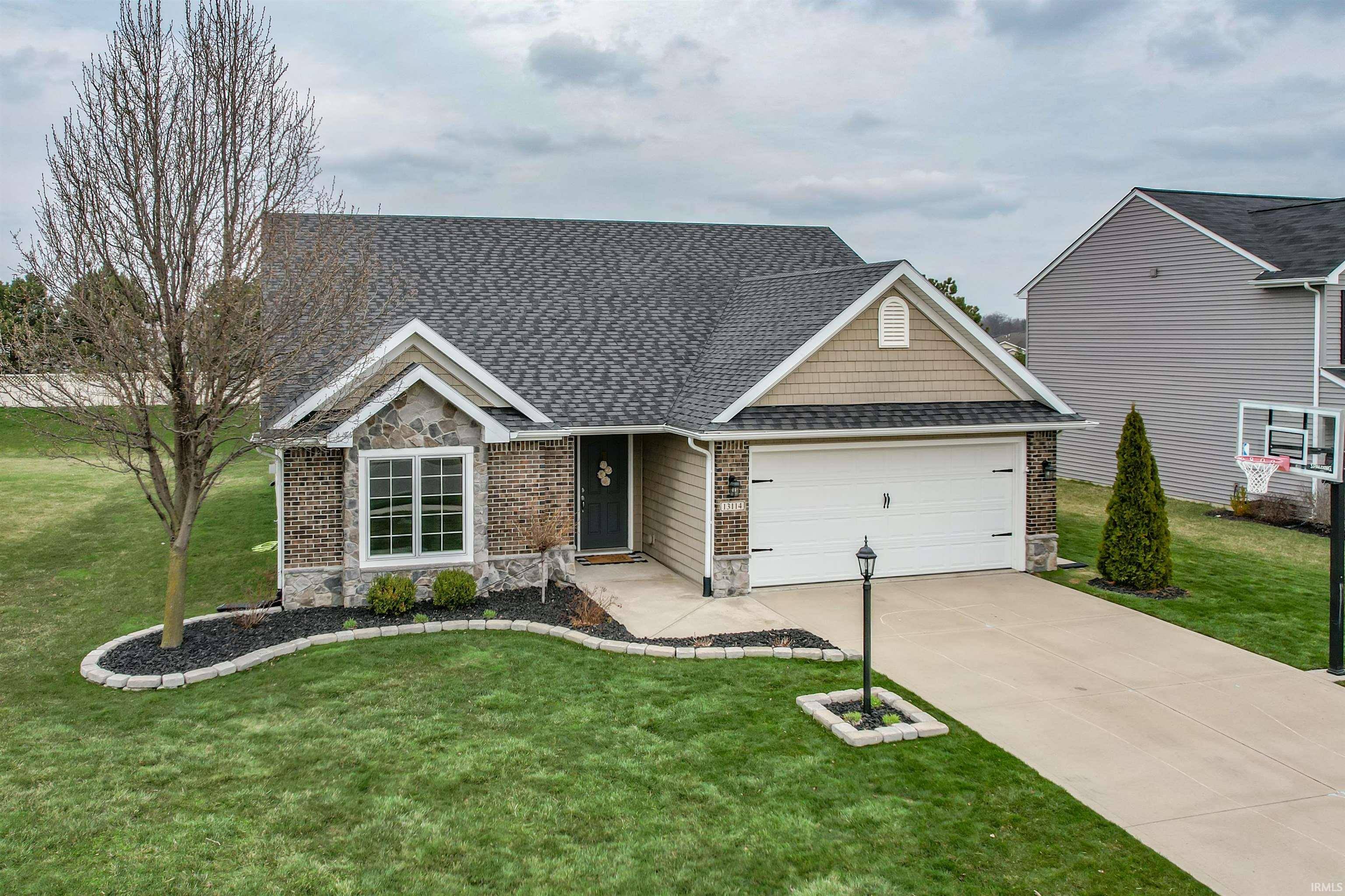 13114 Lanark Place, Fort Wayne, IN 46814-8849