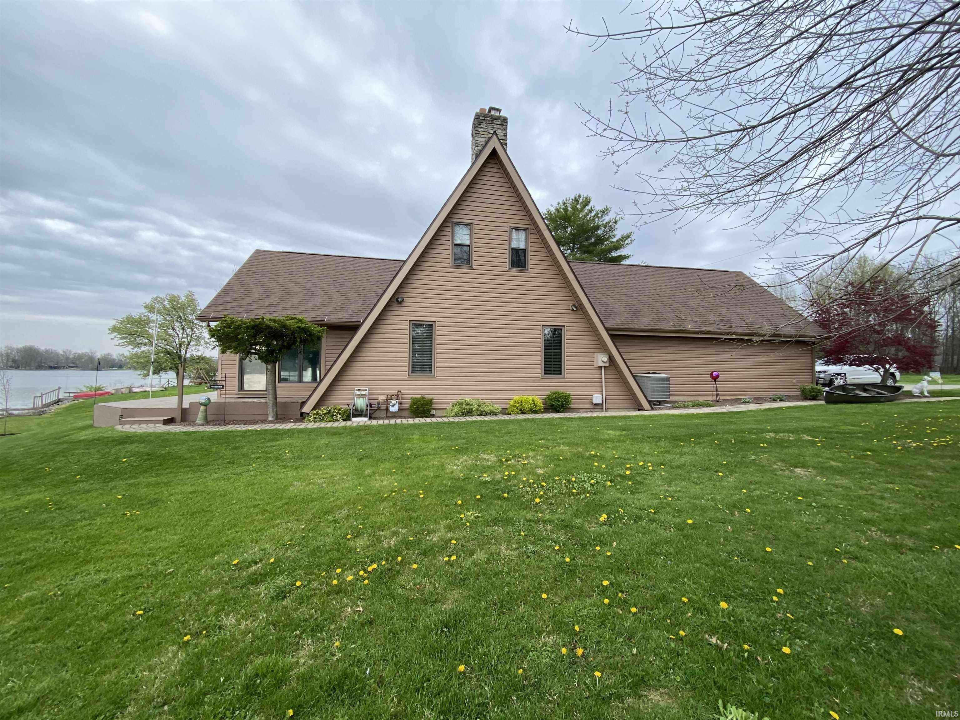 129 S Drive Drive, Geneva, IN 46740