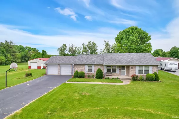 11148 S Orange Loop, Brookston, IN 47923