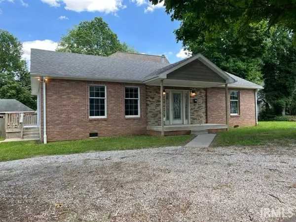 421 W Walnut Street, Boonville, IN 47601