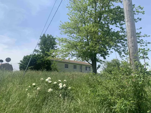 13495 E CR 1300 N, Dunkirk, IN 47336