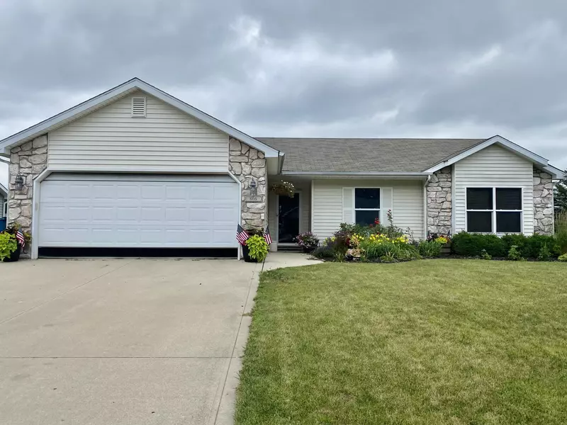 806 Cora Lane, Fremont, IN 46737