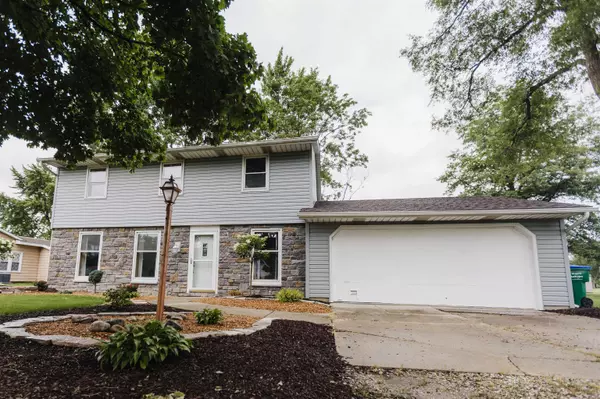 22329 Ash Street, Woodburn, IN 46797