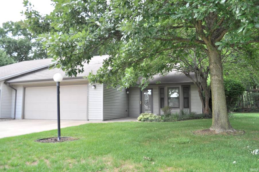 1660 Pine Ridge Court, Elkhart, IN 46514-6931