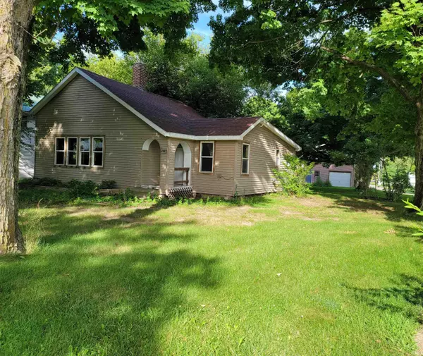 4980 S 150 West Road, Pleasant Lake, IN 46779