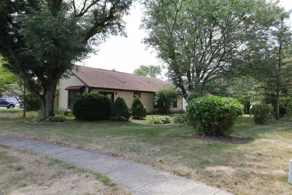 Indianapolis, IN 46239,10710 Creekside Woods Drive