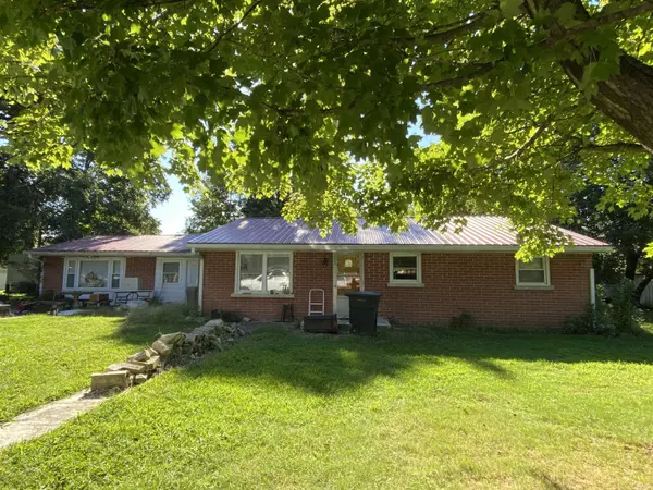 10470 Garfield Street, Cynthiana, IN 47612