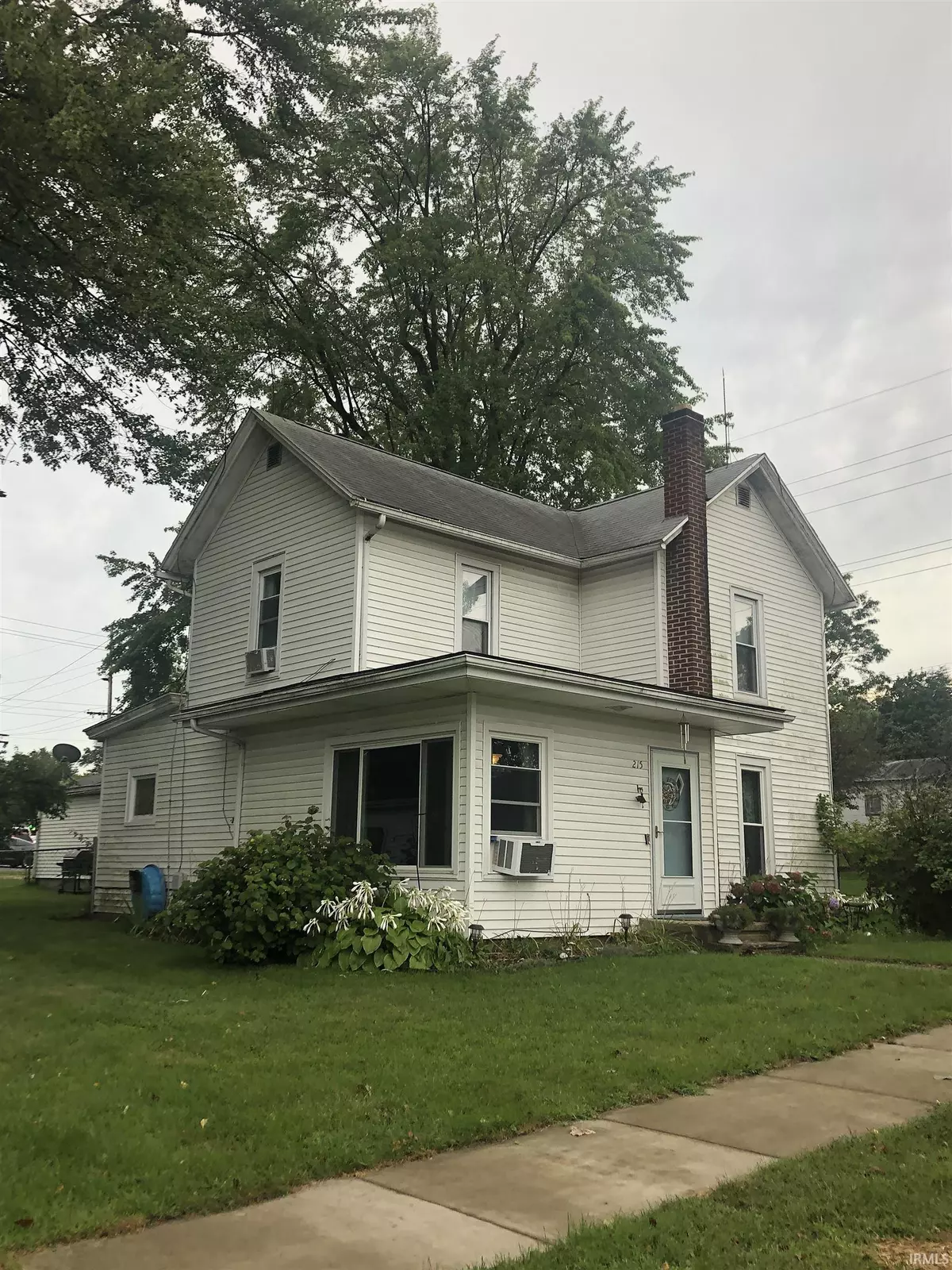 Middlebury, IN 46540,215 W Warren Street