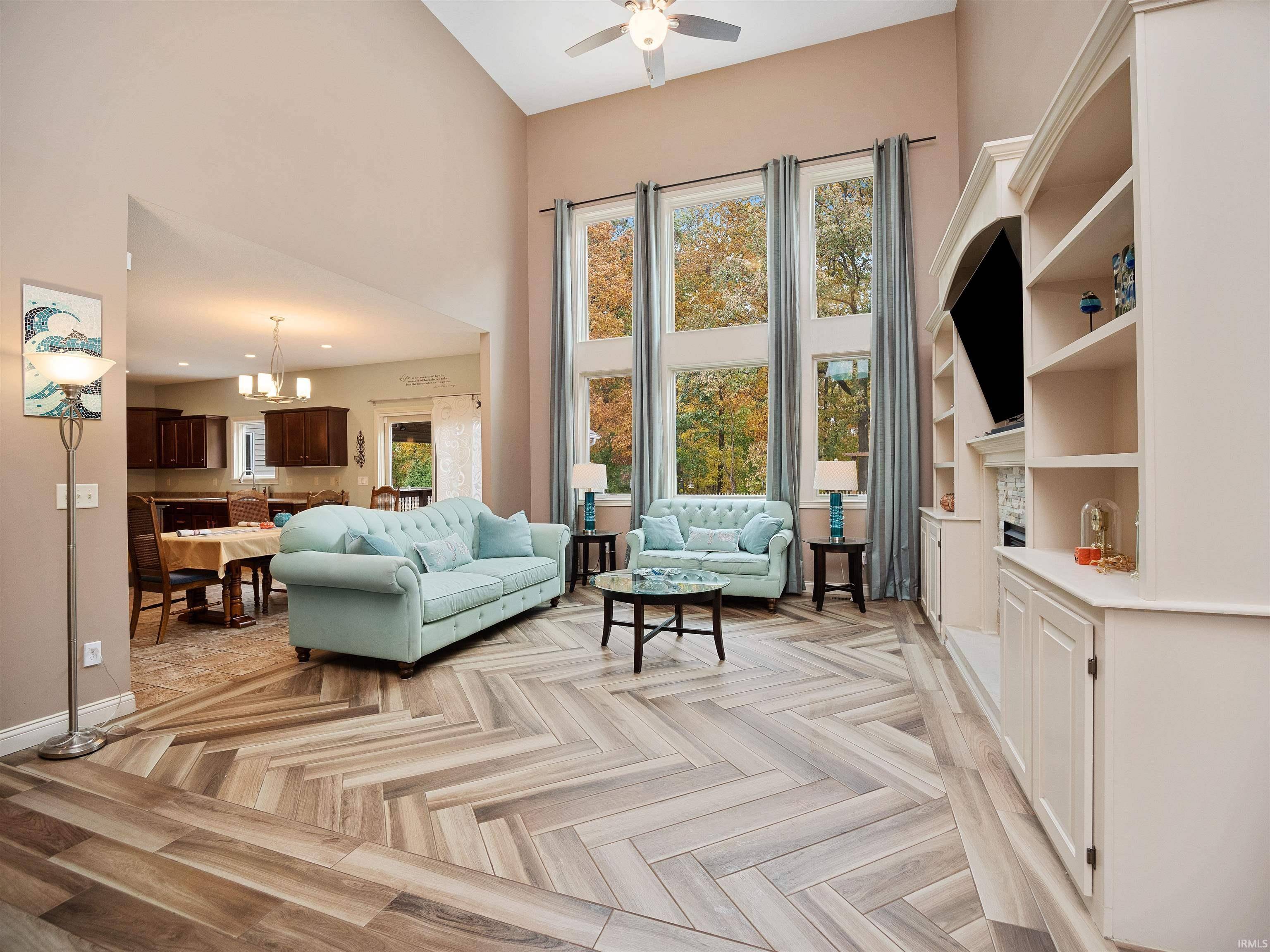 Fort Wayne, IN 46818,11604 Carroll Cove