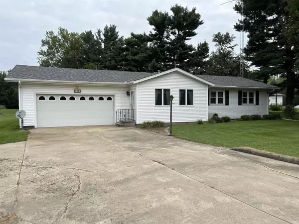 646 Lincoln Highway, Bourbon, IN 46504