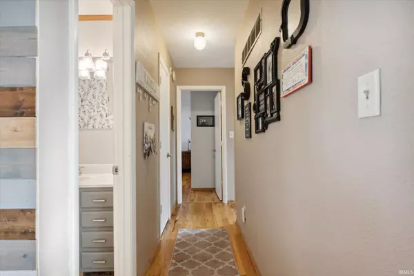 Elkhart, IN 46514,27499 Lamplighter Lane