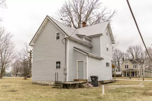 Albany, IN 47320,810 E State Street