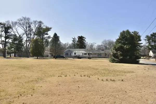 Vincennes, IN 47591-5341,449 E Circle Drive