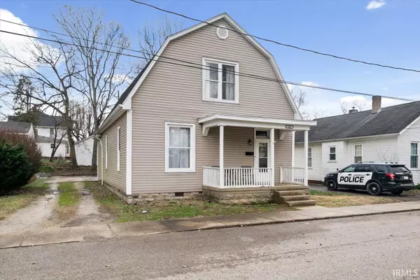 404 S 1St Avenue, Boonville, IN 47601-1712