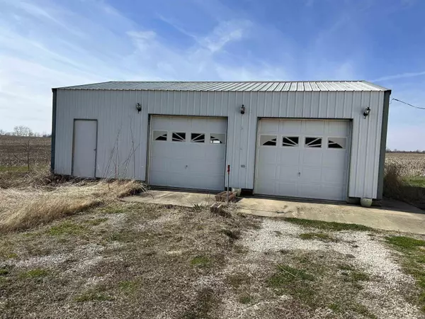 Vincennes, IN 47591,9272 E Summers Road