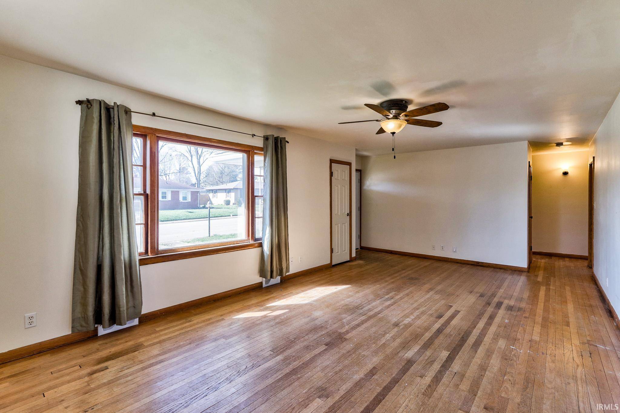 Mount Vernon, IN 47620-1323,709 E Lincoln Avenue